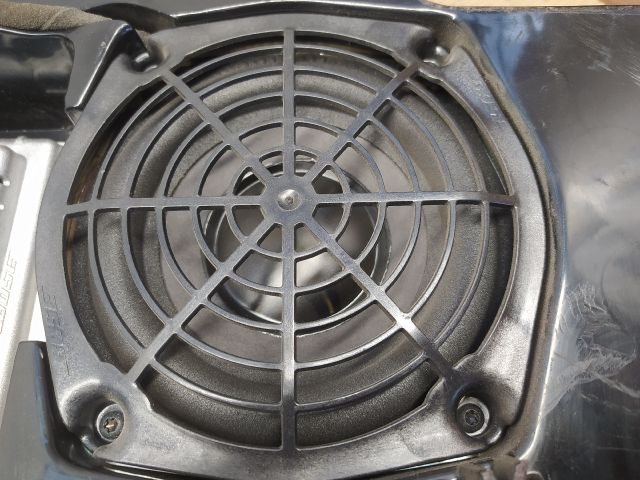 bontott AUDI A4 B7 Mélynyomó Hangszóró