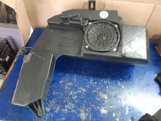 bontott AUDI A4 B7 Mélynyomó Hangszóró