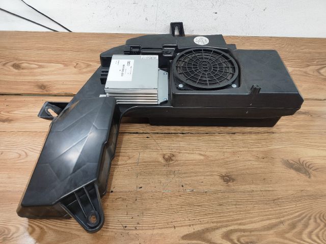 bontott AUDI A4 B7 Mélynyomó Hangszóró