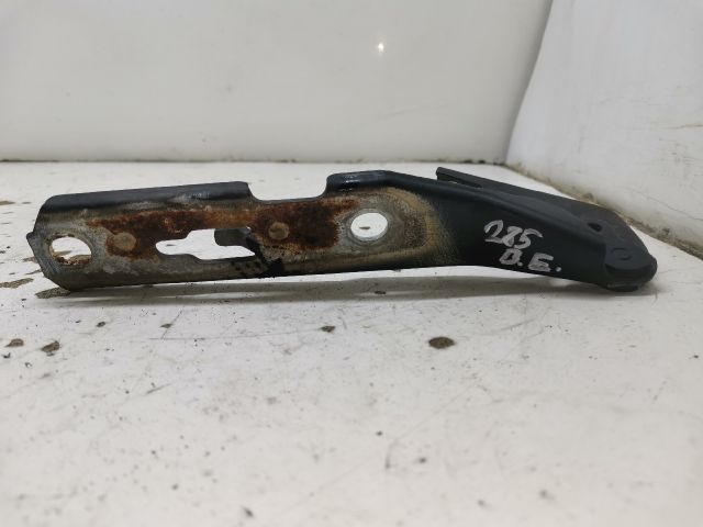 bontott AUDI A4 B7 Motorháztető Bal Zsanér