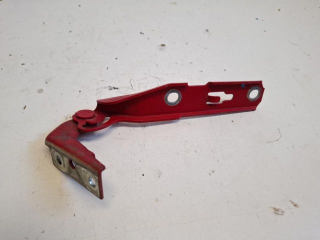 bontott AUDI A4 B7 Motorháztető Bal Zsanér