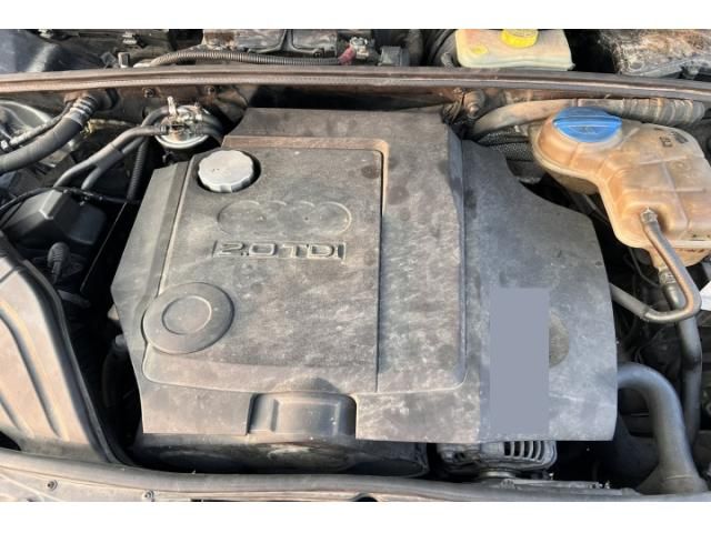 bontott AUDI A4 B7 Motorháztető Gumikéder