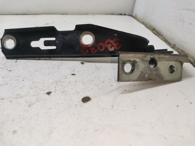 bontott AUDI A4 B7 Motorháztető Jobb Zsanér