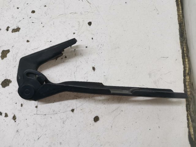 bontott AUDI A4 B7 Motorháztető Jobb Zsanér