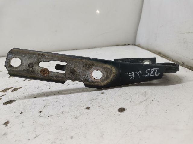 bontott AUDI A4 B7 Motorháztető Jobb Zsanér