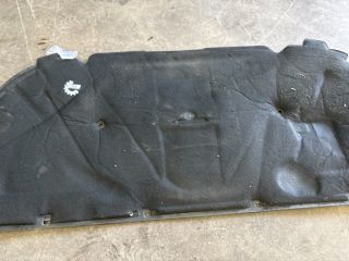 bontott AUDI A4 B7 Motorháztető Szigetelés