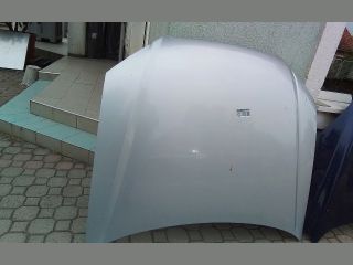 bontott AUDI A4 B7 Motorháztető Szigetelés