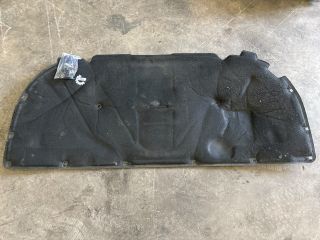 bontott AUDI A4 B7 Motorháztető Szigetelés