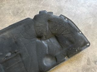 bontott AUDI A4 B7 Motorháztető Szigetelés