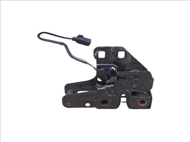 bontott AUDI A4 B7 Motorháztető Zárszerkezet