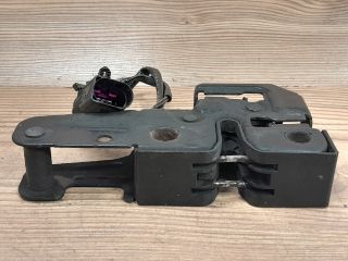 bontott AUDI A4 B7 Motorháztető Zárszerkezet