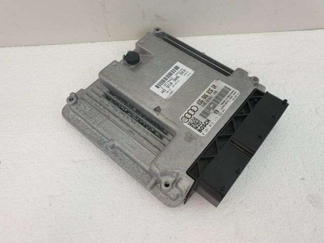 bontott AUDI A4 B7 Motorvezérlő