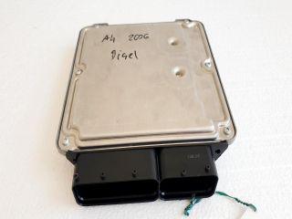 bontott AUDI A4 B7 Motorvezérlő