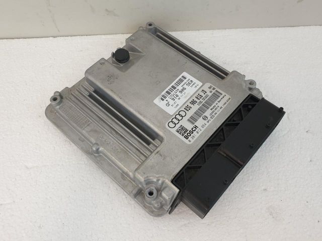 bontott AUDI A4 B7 Motorvezérlő