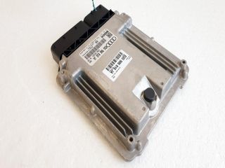 bontott AUDI A4 B7 Motorvezérlő