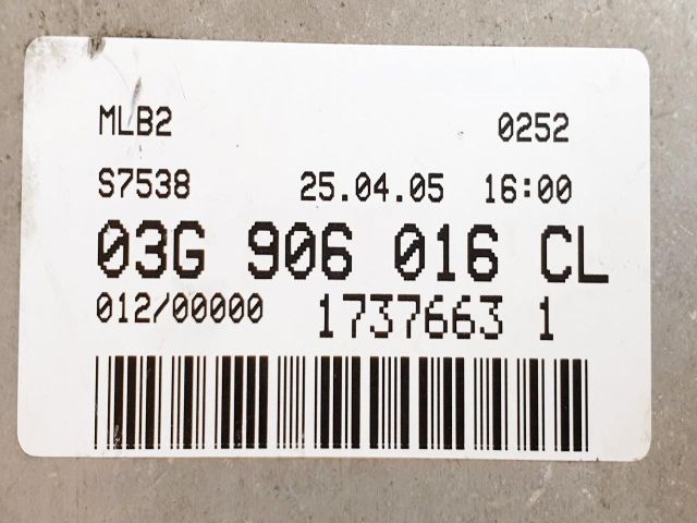 bontott AUDI A4 B7 Motorvezérlő