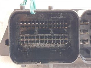 bontott AUDI A4 B7 Motorvezérlő