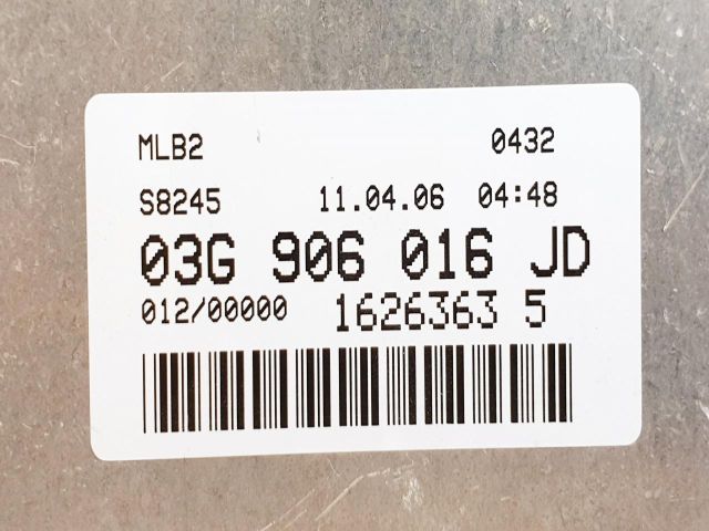 bontott AUDI A4 B7 Motorvezérlő