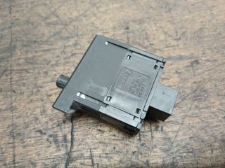 bontott AUDI A4 B7 Műszerfal Fényerő Szabályzó