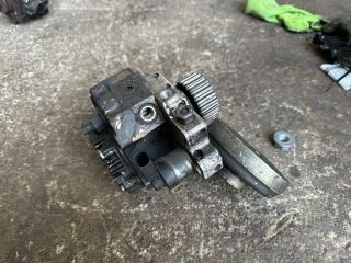 bontott AUDI A4 B7 Nagynyomású Szivattyú