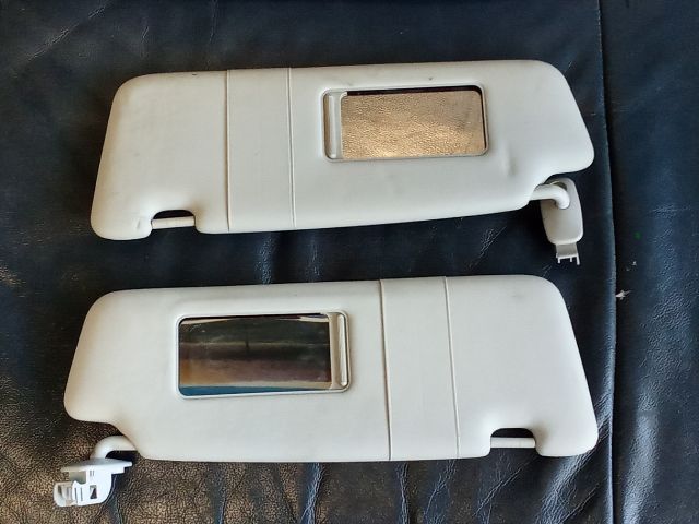 bontott AUDI A4 B7 Napellenző Pár