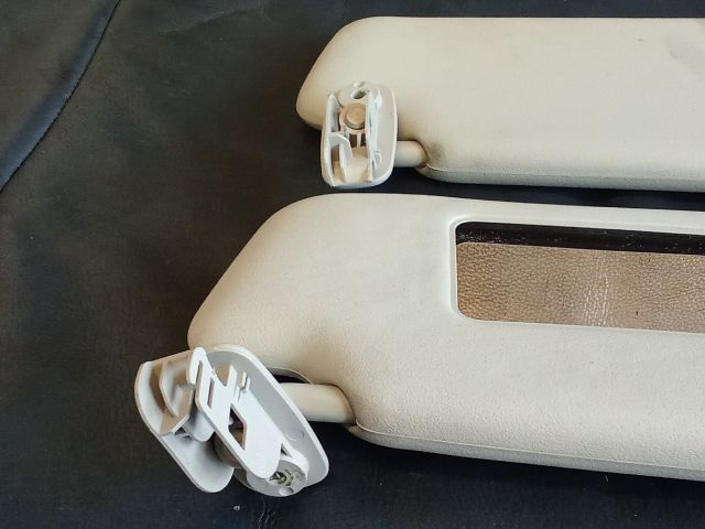 bontott AUDI A4 B7 Napellenző Pár