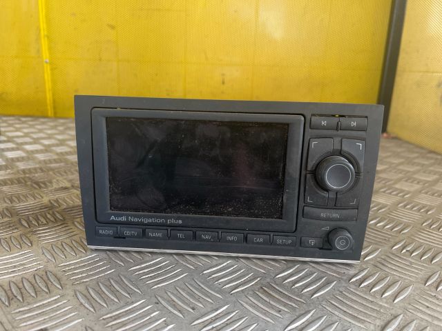 bontott AUDI A4 B7 Navigációs Fejegység