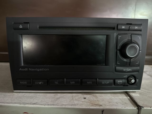 bontott AUDI A4 B7 Navigációs Fejegység