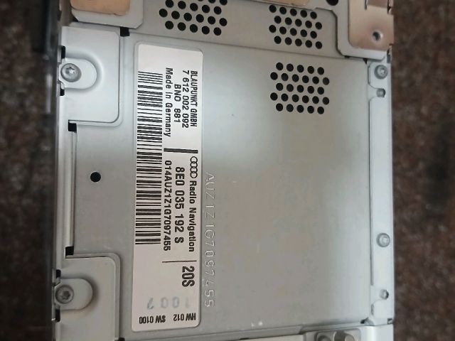 bontott AUDI A4 B7 Navigációs Fejegység