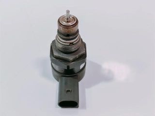 bontott AUDI A4 B7 Nyomásszabályzó Szelep