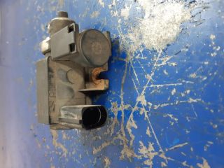 bontott AUDI A4 B7 Nyomásszabályzó Szelep