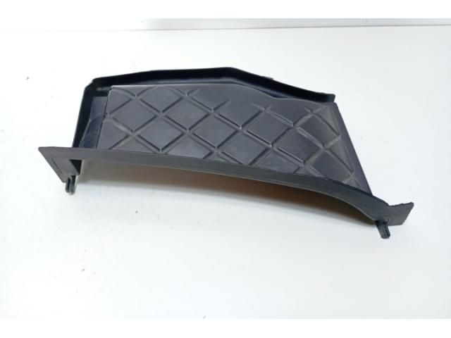 bontott AUDI A4 B7 Pollenszűrő Fedél