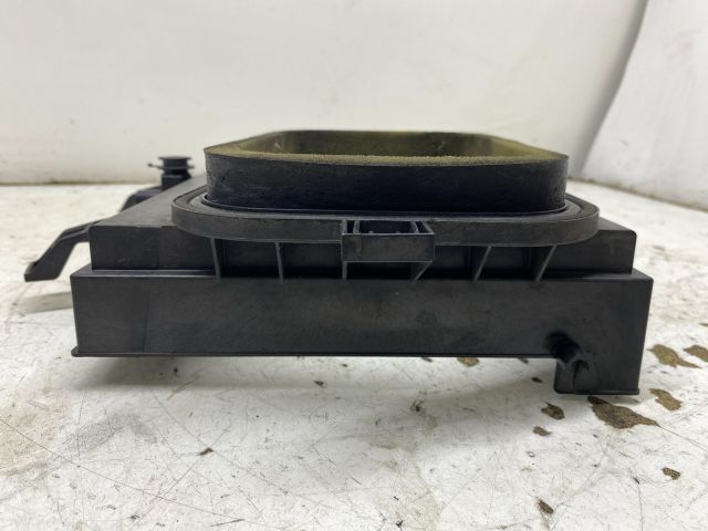 bontott AUDI A4 B7 Pollenszűrő Fedél