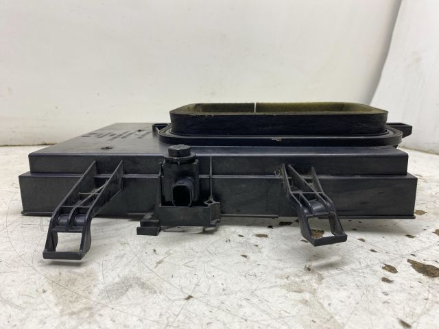 bontott AUDI A4 B7 Pollenszűrő Fedél