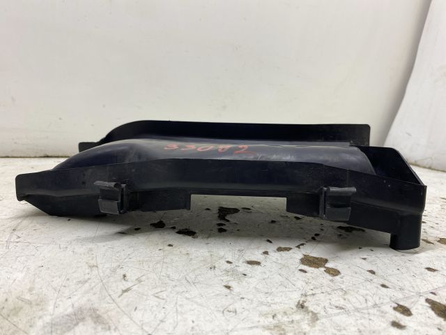 bontott AUDI A4 B7 Pollenszűrő Ház