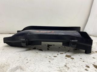 bontott AUDI A4 B7 Pollenszűrő Ház