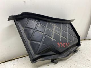 bontott AUDI A4 B7 Pollenszűrő Ház