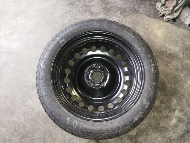 bontott AUDI A4 B7 Pótkerék