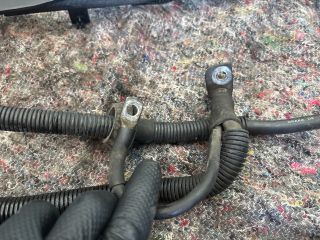 bontott AUDI A4 B7 Pozitív Kábel