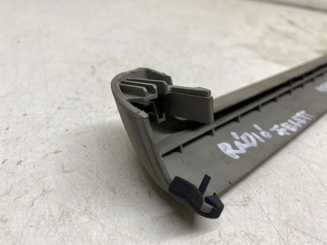 bontott AUDI A4 B7 Rádió / CD Keret