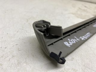 bontott AUDI A4 B7 Rádió / CD Keret