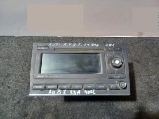 bontott AUDI A4 B7 Rádió / CD