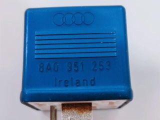 bontott AUDI A4 B7 Relé