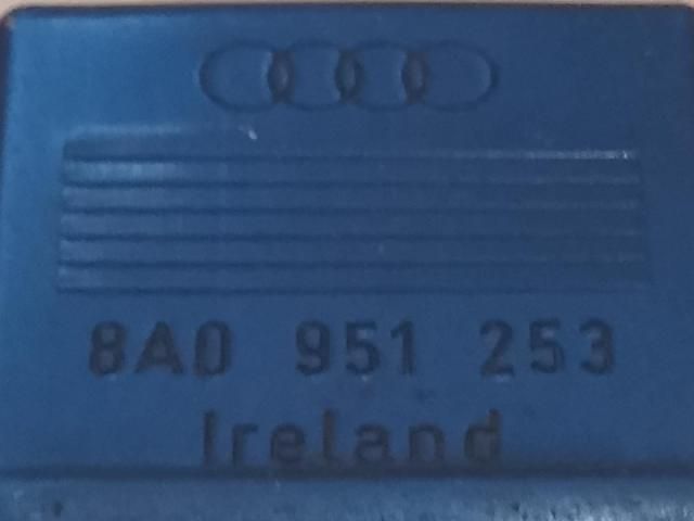 bontott AUDI A4 B7 Relé