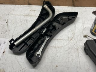 bontott AUDI A4 B7 Szerszámkészlet