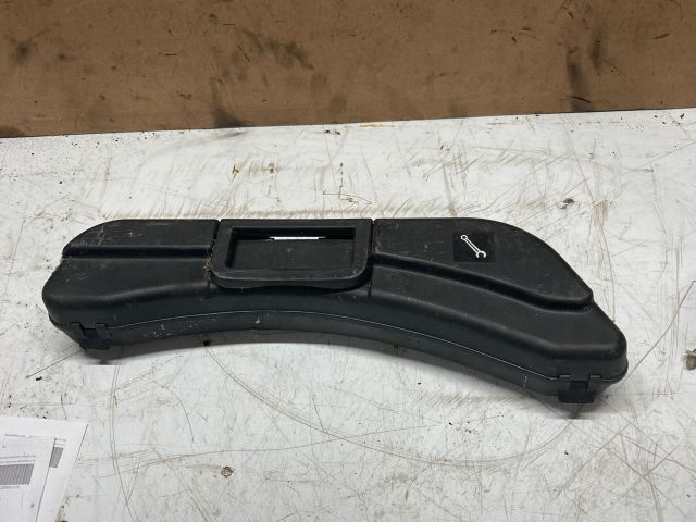 bontott AUDI A4 B7 Szerszámkészlet