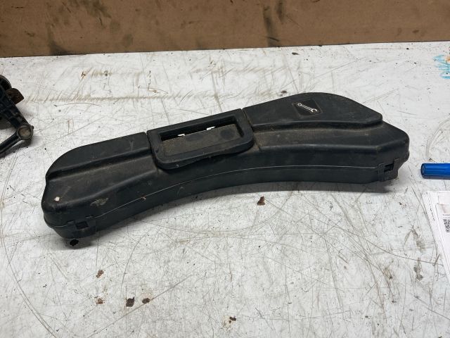 bontott AUDI A4 B7 Szerszámkészlet