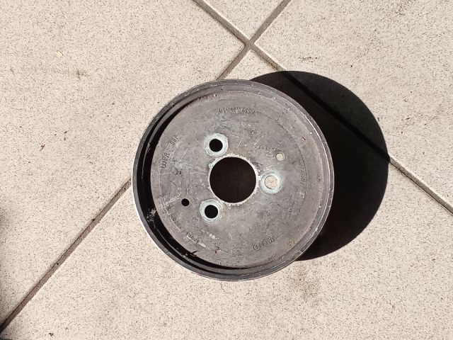 bontott AUDI A4 B7 Szervó Szíjtárcsa