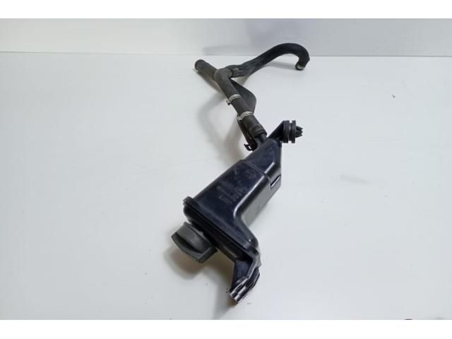 bontott AUDI A4 B7 Szervóolaj Tartály