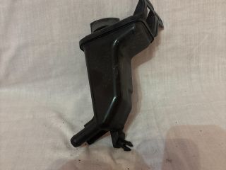 bontott AUDI A4 B7 Szervóolaj Tartály